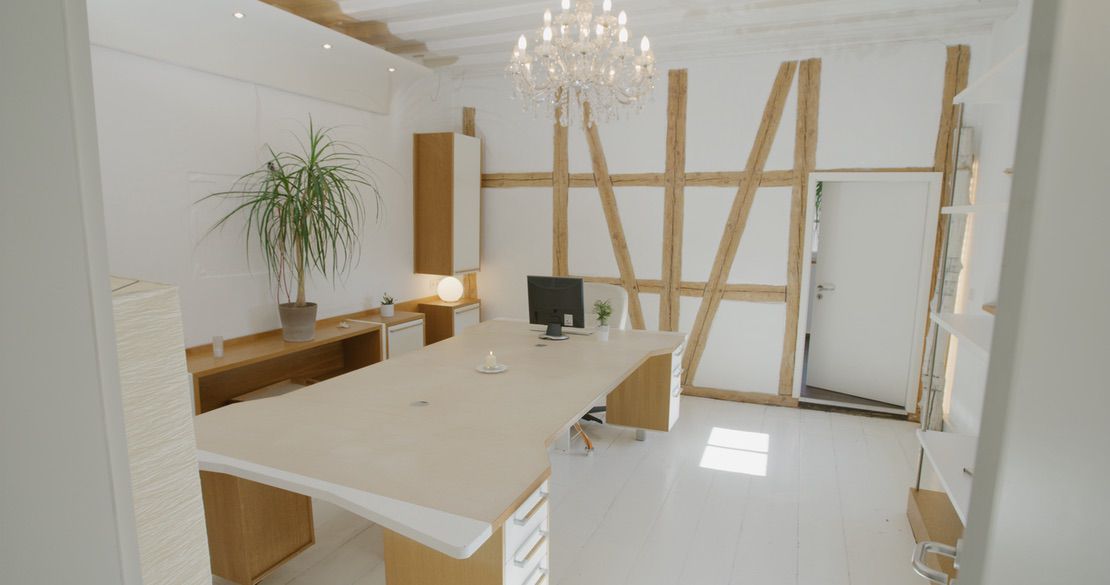 OG White Room 01